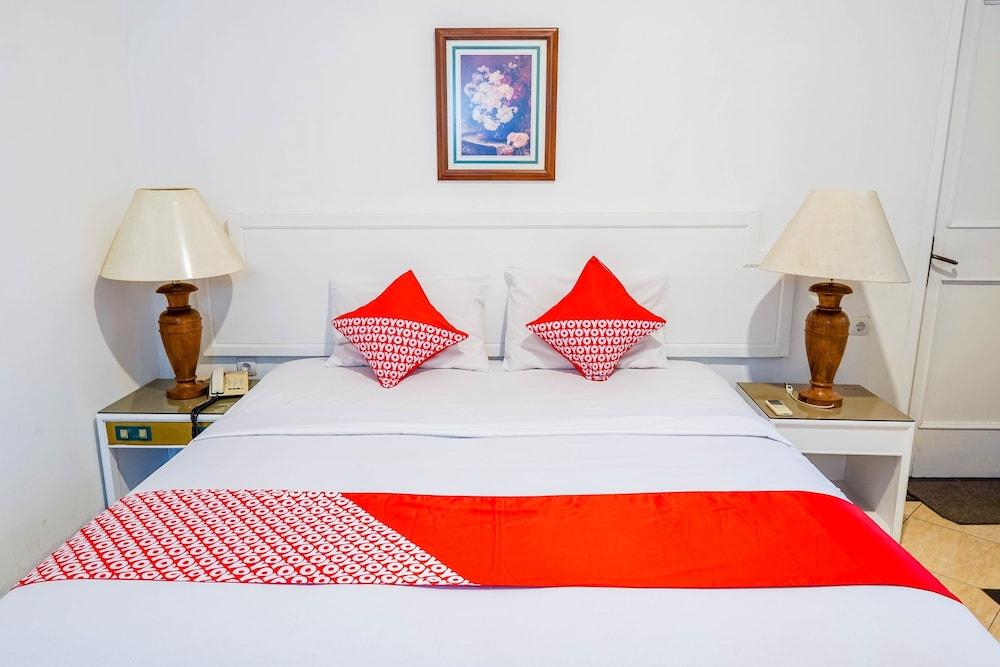 Hotel Utari Dago Bandung Eksteriør billede